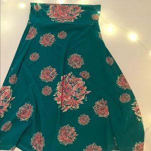 LulaRoe teal skirt with pink flowers!